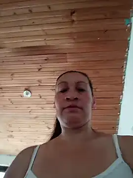 Layla Zaid online show from May 16, 2026, 2:38 pm