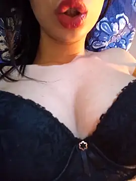 Snapshot of chamss-boobs chatting on June 8, 2026, 12:49 am chamss-boobs online show from June 8, 2026, 12:49 am