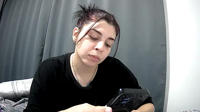 Snapshot of violetazein7 chatting on May 15, 2026, 11:58 pm violetazein7 online show from May 15, 2026, 11:58 pm