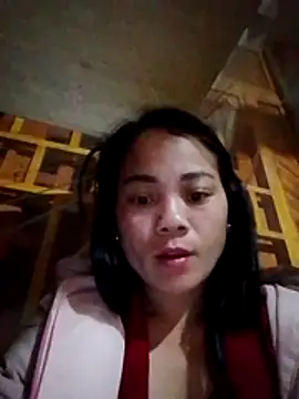 molly-xx online show from March 5, 2026, 10:48 pm