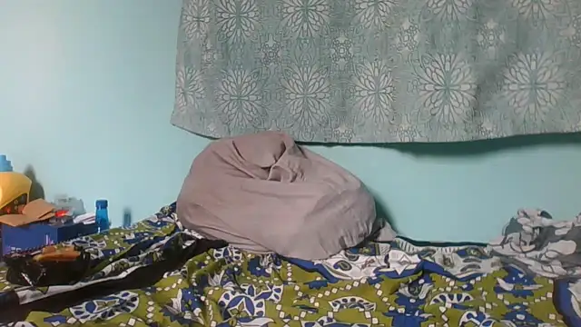 Snapshot of Cozybear chatting on March 23, 2026, 9:53 am Cozybear online show from March 23, 2026, 9:53 am