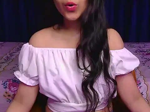 its-sarika01 online show from May 3, 2026, 7:24 am