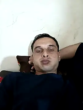 Beinghorny83 online show from February 11, 2026, 9:31 am