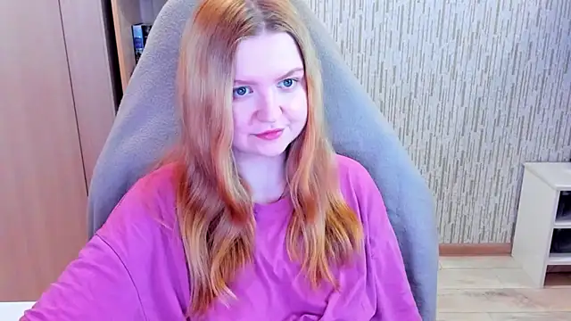 Snapshot of AnitaXVine chatting on May 13, 2026, 8:05 pm AnitaXVine online show from May 13, 2026, 8:05 pm