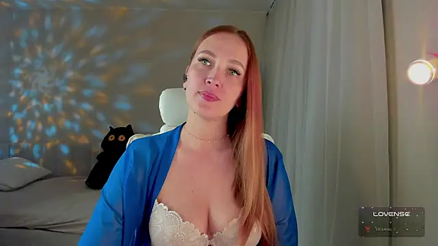 Snapshot of she_wolf chatting on April 28, 2026, 2:21 pm she wolf online show from April 28, 2026, 2:21 pm