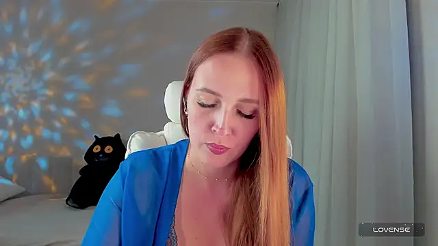 Snapshot of she_wolf chatting on April 27, 2026, 2:04 pm she wolf online show from April 27, 2026, 2:04 pm