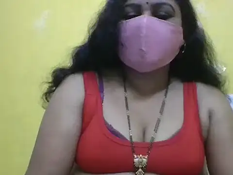 Snapshot of anu-reddyy chatting on May 13, 2026, 5:03 am anu-reddyy online show from May 13, 2026, 5:03 am