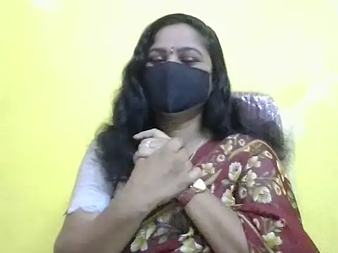 Snapshot of anu-reddyy chatting on April 25, 2026, 4:15 am anu-reddyy online show from April 25, 2026, 4:15 am