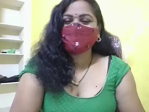 Snapshot of anu-reddyy chatting on April 7, 2026, 4:14 am anu-reddyy online show from April 7, 2026, 4:14 am