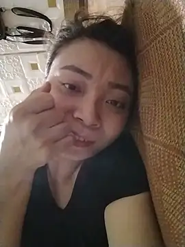 Snapshot of cute-shine chatting on May 18, 2026, 10:09 am cute-shine online show from May 18, 2026, 10:09 am
