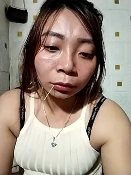 Snapshot of cute-shine chatting on May 5, 2026, 12:13 am cute-shine online show from May 5, 2026, 12:13 am