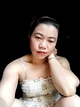 Snapshot of lovely-742 chatting on April 3, 2026, 3:35 am lovely-742 online show from April 3, 2026, 3:35 am