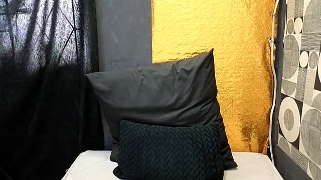 Snapshot of Amber_Rose06 chatting on March 30, 2026, 7:43 am Amber Rose06 online show from March 30, 2026, 7:43 am