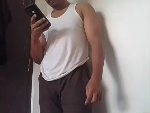 muscledad111 online show from August 1, 2026, 10:24 am