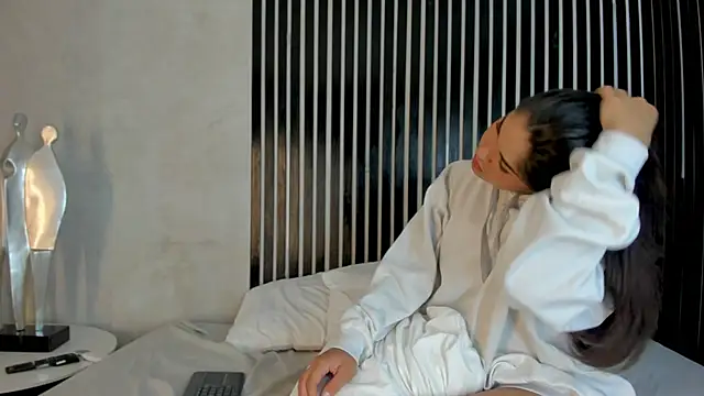 melodyphillips 2  online show from March 29, 2026, 6:26 am