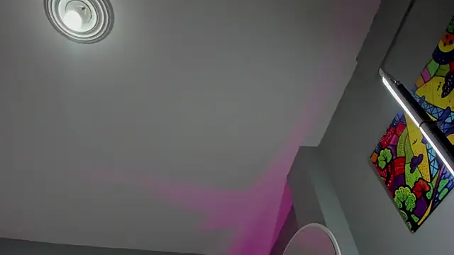 Snapshot of Zaphiro__Sky chatting on March 26, 2026, 8:45 am Zaphiro Sky online show from March 26, 2026, 8:45 am