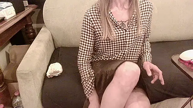 Snapshot of Sexwestworld chatting on May 13, 2026, 8:05 pm Sexwestworld online show from May 13, 2026, 8:05 pm