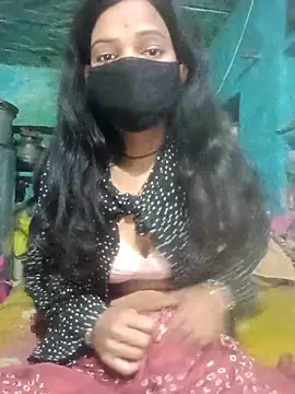 Snapshot of Desi_Couple_P chatting on April 17, 2026, 12:02 am Desi Couple P online show from April 17, 2026, 12:02 am