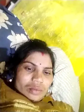 Snapshot of Laila_only chatting on February 16, 2026, 4:05 pm Laila only online show from February 16, 2026, 4:05 pm