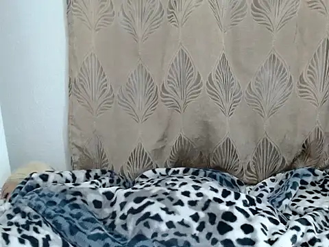 BootyCaramelxx online show from February 14, 2026, 1:39 am