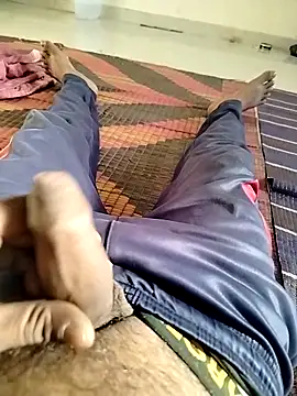 Snapshot of soni8850 chatting on March 27, 2026, 2:31 am soni8850 online show from March 27, 2026, 2:31 am