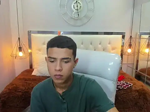 alexking 2 online show from March 15, 2026, 5:42 pm