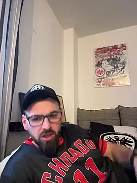 Snapshot of xxxsharkexxx chatting on February 13, 2026, 8:14 am xxxsharkexxx online show from February 13, 2026, 8:14 am