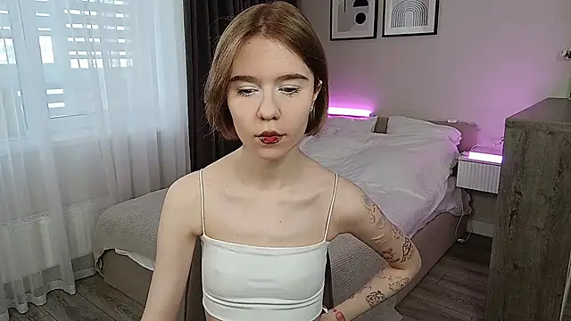 Snapshot of MyBabyLana chatting on April 28, 2026, 7:24 am MyBabyLana online show from April 28, 2026, 7:24 am