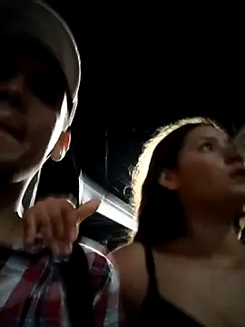 Snapshot of blakeandallisa chatting on March 8, 2026, 2:04 am blakeandallisa online show from March 8, 2026, 2:04 am