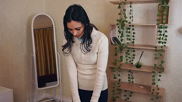 AndraScaff online show from February 15, 2026, 7:51 am