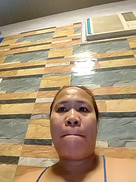 squirtshantal online show from September 19, 2025, 12:31 pm