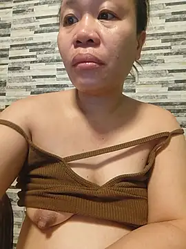 Snapshot of squirtshantal chatting on June 27, 2026, 12:05 am squirtshantal online show from June 27, 2026, 12:05 am