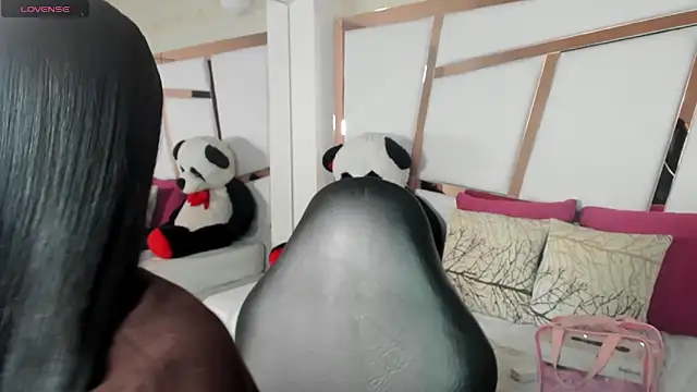 ween sheng  online show from March 31, 2026, 1:02 pm