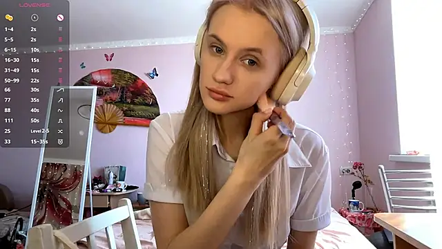 MelissaZaria online show from May 6, 2026, 6:28 am