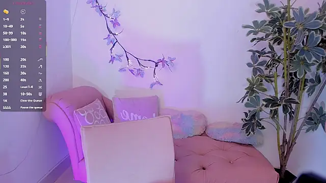 Snapshot of CatalinaBlaze chatting on March 12, 2026, 11:42 pm CatalinaBlaze online show from March 12, 2026, 11:42 pm