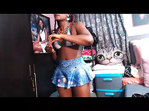 alanalaurent15 online show from February 17, 2026, 12:13 pm