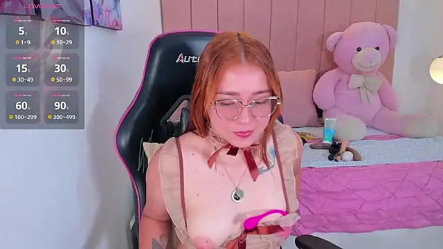 Snapshot of antonella_moon7 chatting on May 3, 2026, 5:12 am antonella moon7 online show from May 3, 2026, 5:12 am