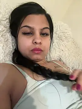 Vivike234 online show from March 12, 2026, 7:40 pm