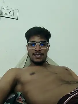 Snapshot of kaushikhotty chatting on June 7, 2026, 9:31 pm kaushikhotty online show from June 7, 2026, 9:31 pm