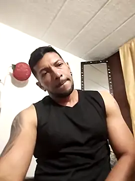 Jesusluis online show from February 12, 2026, 1:05 am