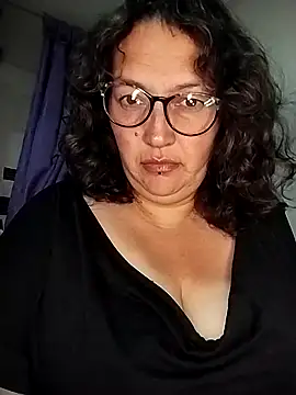  Saraqueen online show from February 18, 2026, 3:48 am