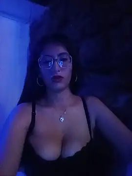 Snapshot of Esperanza__hot chatting on May 25, 2026, 7:07 am Esperanza hot online show from May 25, 2026, 7:07 am