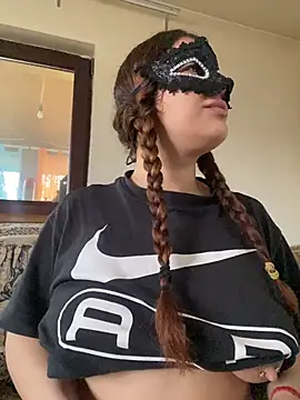 SweetAisha00 online show from March 23, 2026, 1:11 pm