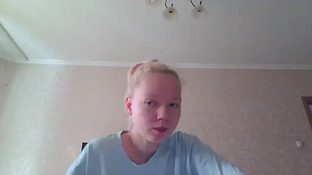 BabyyDolll  online show from February 15, 2026, 10:52 pm