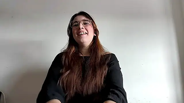 KeniaStockburger online show from February 17, 2026, 1:41 pm