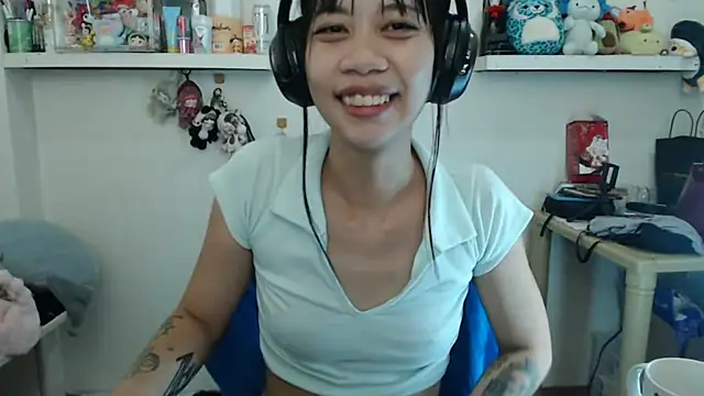 GloryKulikowski online show from March 2, 2026, 7:15 am