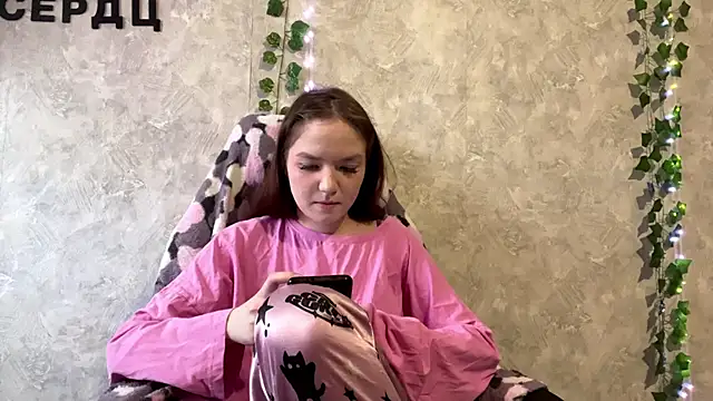 Snapshot of PlumbBump chatting on February 18, 2026, 9:06 am PlumbBump online show from February 18, 2026, 9:06 am