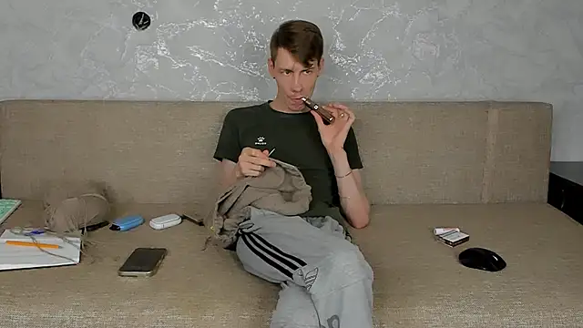 Snapshot of Erick_Wilson chatting on August 1, 2026, 3:54 pm Erick Wilson online show from August 1, 2026, 3:54 pm