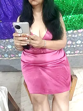 Hot Sonniyaa online show from February 15, 2026, 2:56 am