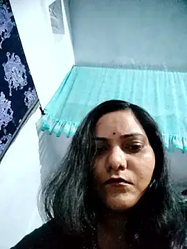 Snapshot of Anushka_Singh0 chatting on April 3, 2026, 4:13 pm Anushka Singh0 online show from April 3, 2026, 4:13 pm